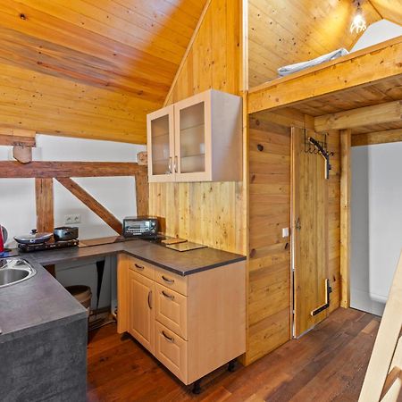 Trebbin Sabina Mounteurwohnung Dachboden I 55 Zoll Tv I Schlafcouch Mit 20Cm Matraze 2 Weitere Schlafplaetze I Kueche I Bad מראה חיצוני תמונה